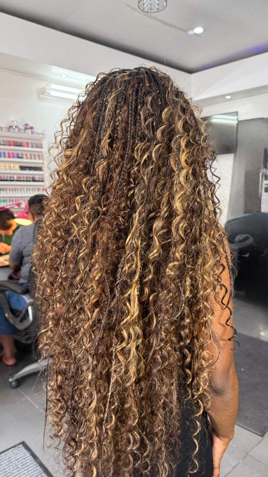 Bora Bora Braids - Long, Curly & Lightweight